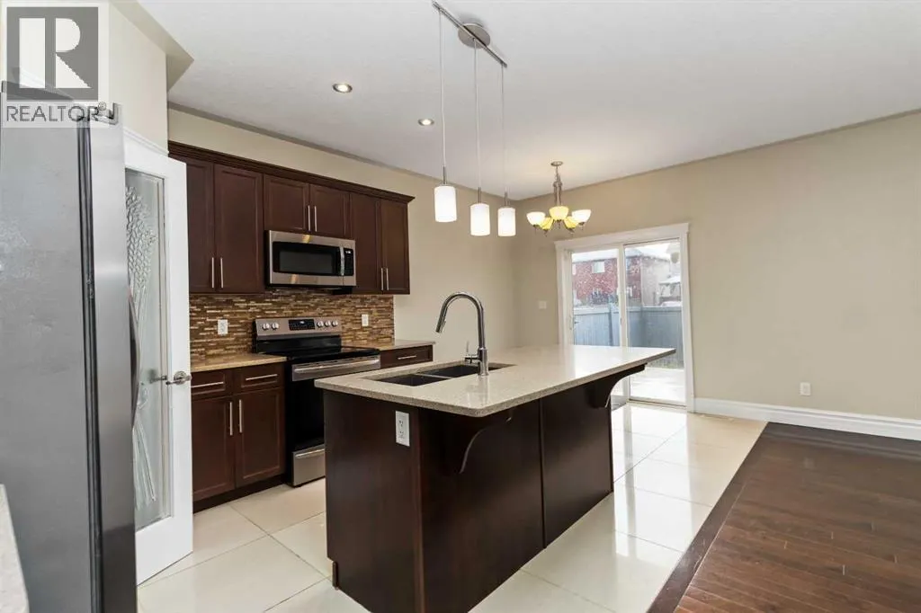 176 Coniker Crescent