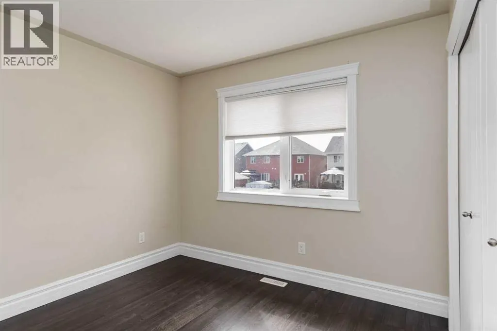 176 Coniker Crescent