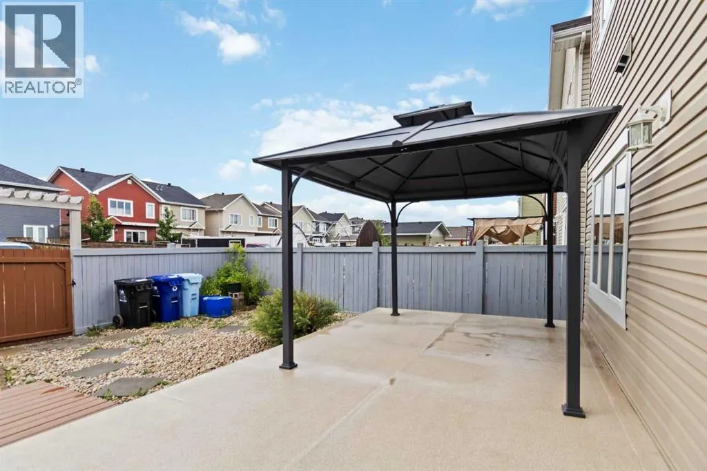 176 Coniker Crescent