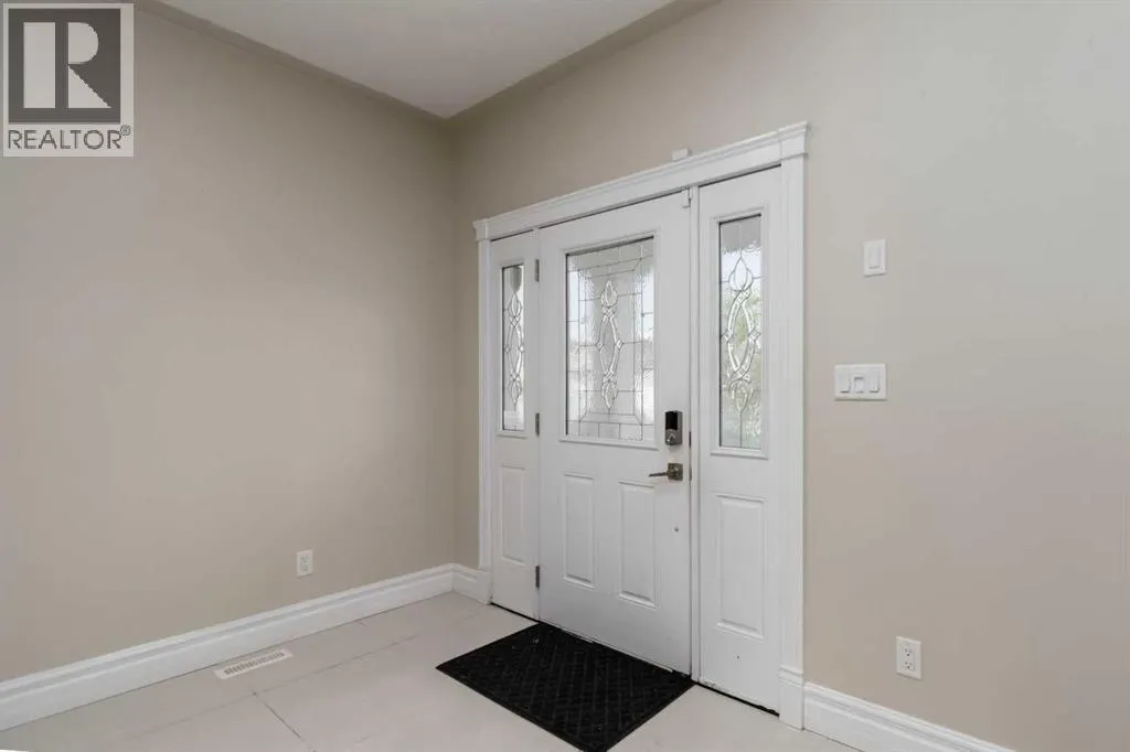 176 Coniker Crescent