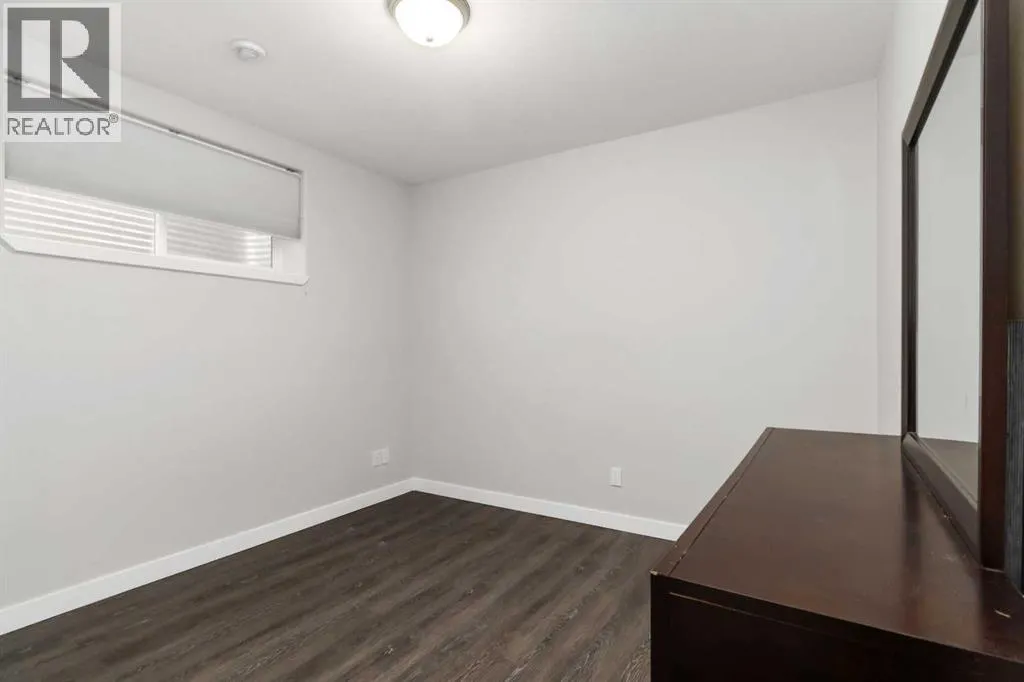 176 Coniker Crescent