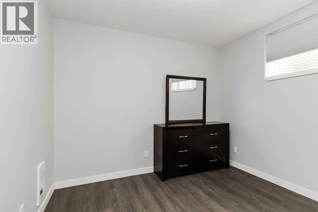 176 Coniker Crescent