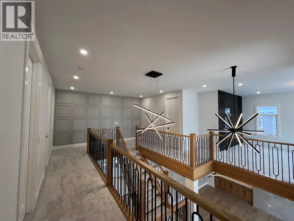 236 East Lakeview Place