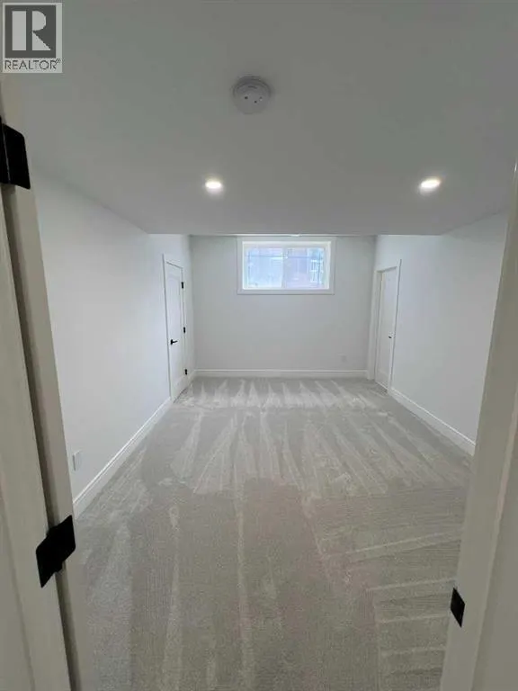 236 East Lakeview Place