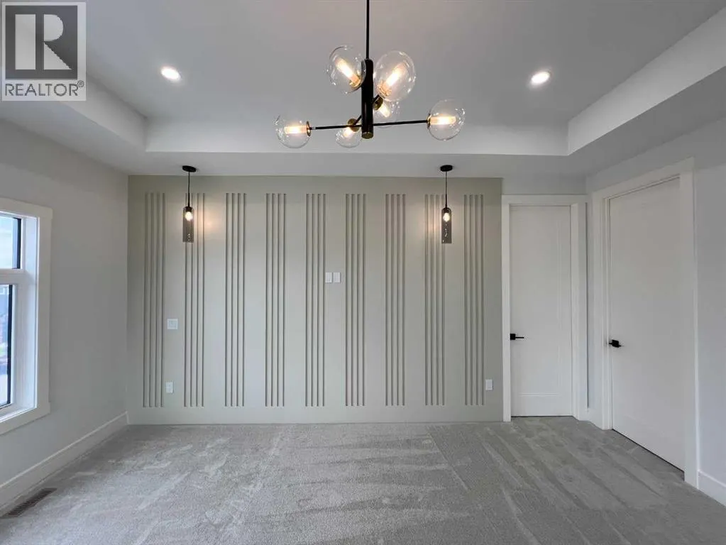 236 East Lakeview Place