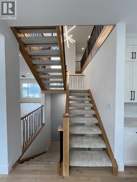 236 East Lakeview Place
