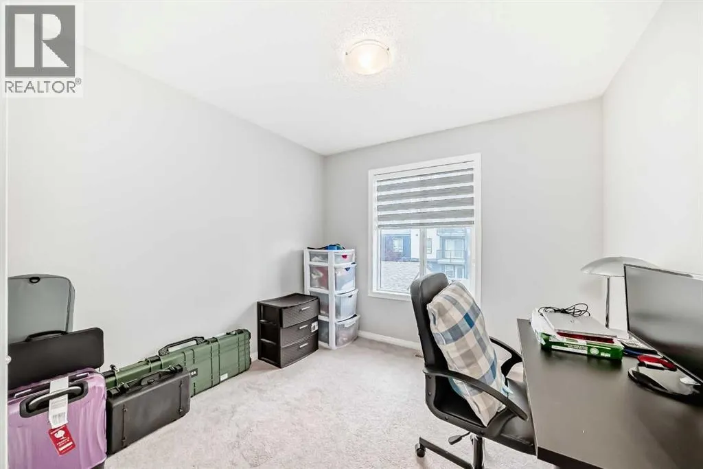 127 Masters Street SE