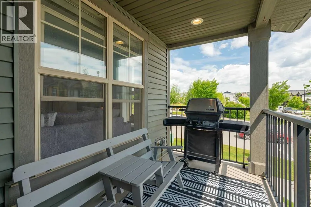 301, 32 Horseshoe Crescent
