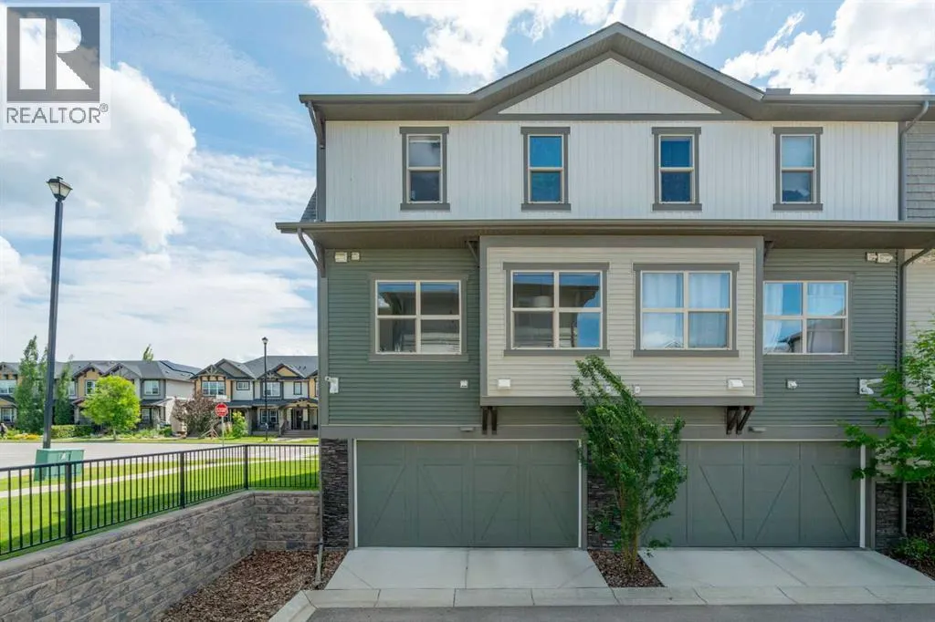 301, 32 Horseshoe Crescent