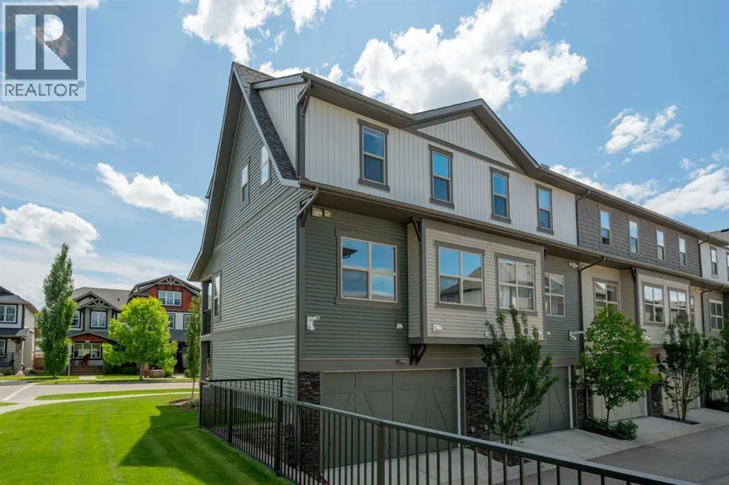 301, 32 Horseshoe Crescent