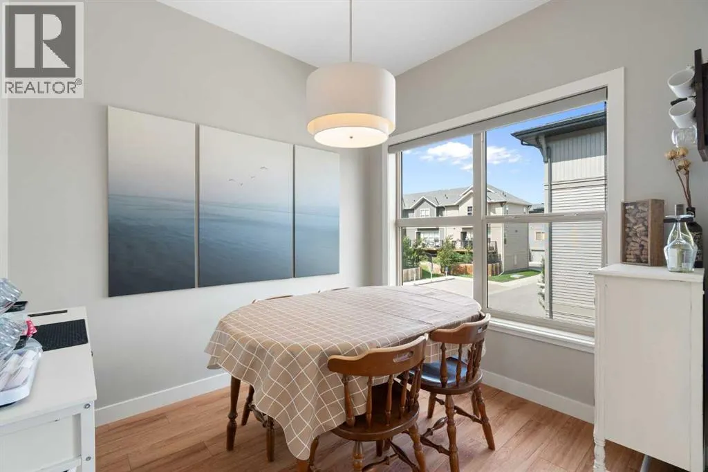 301, 32 Horseshoe Crescent