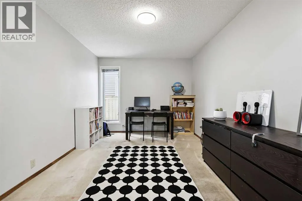 69 Mckenzie Place SE