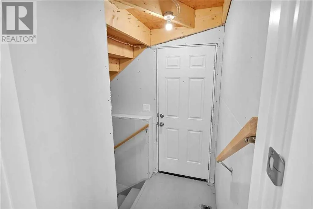 74 Wedderburn Drive