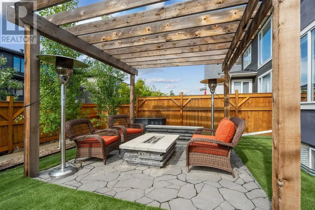 131 Aspen Summit Boulevard SW