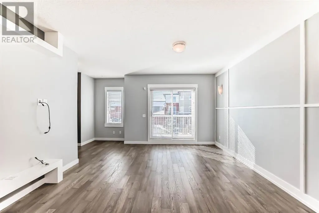 52, 111 Rainbow Falls Gate