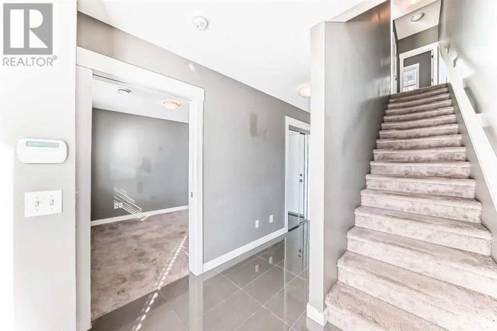 52, 111 Rainbow Falls Gate