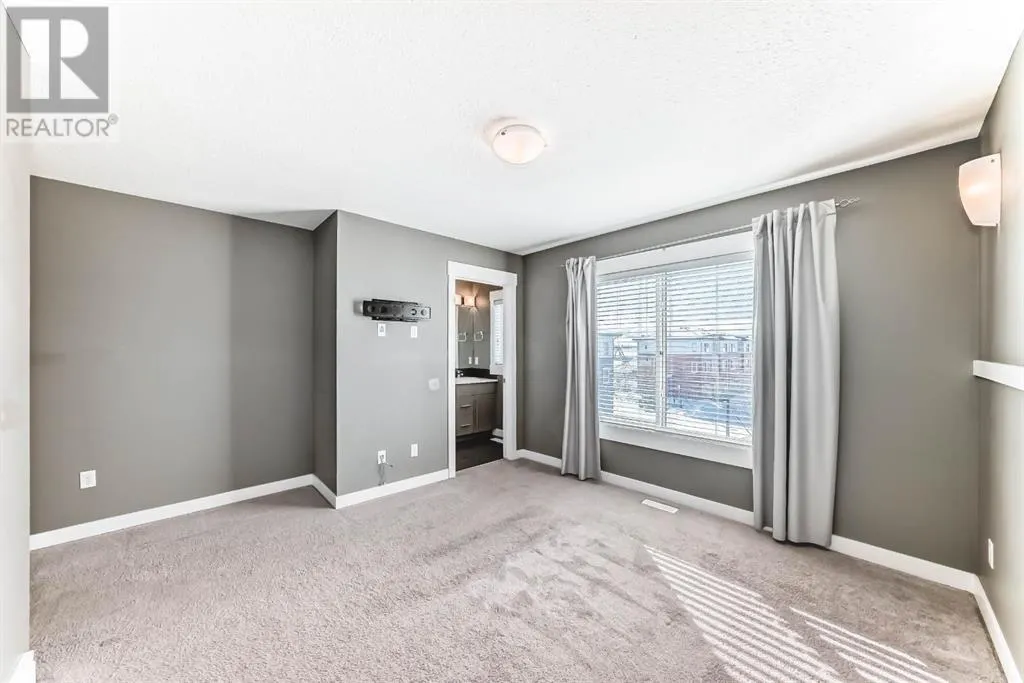 52, 111 Rainbow Falls Gate