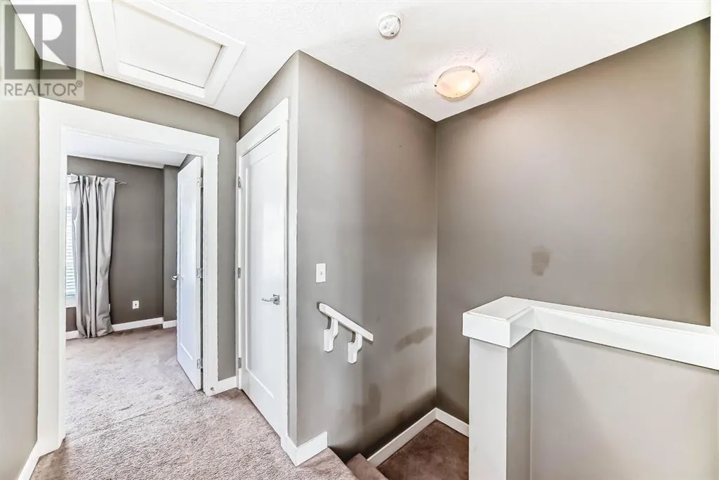 52, 111 Rainbow Falls Gate