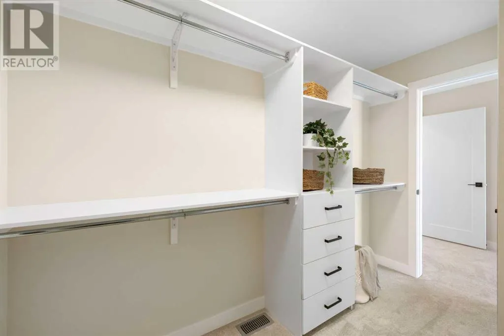 315 Kinniburgh Loop