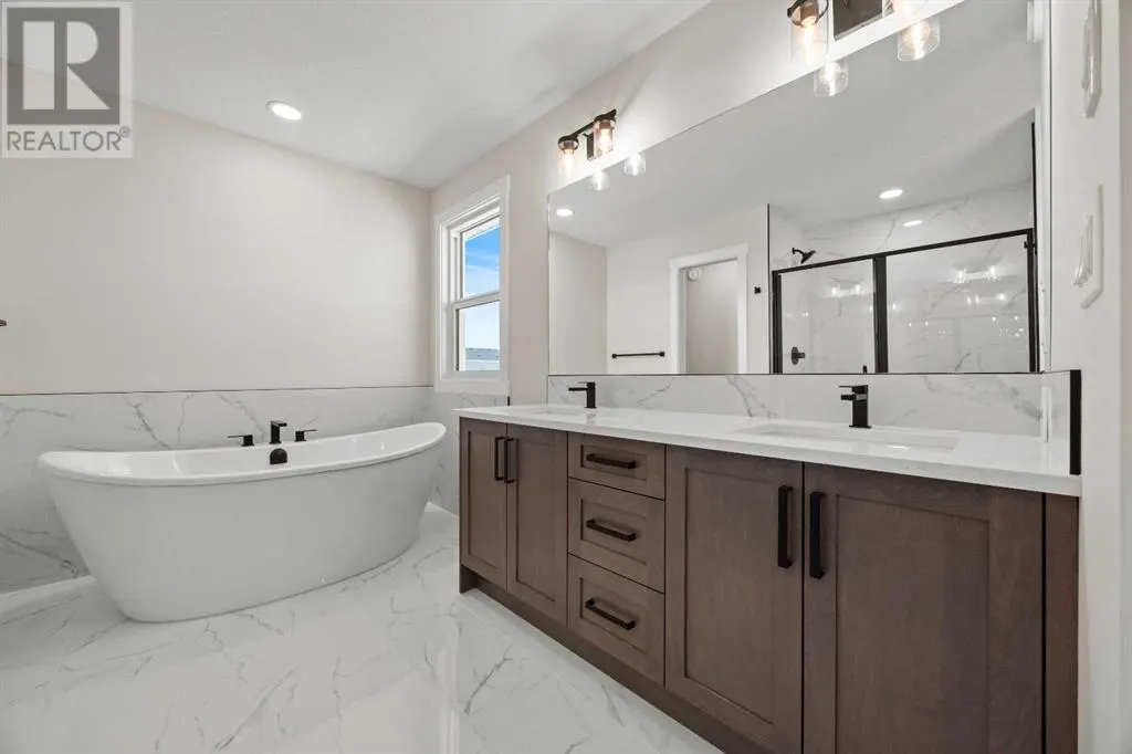315 Kinniburgh Loop