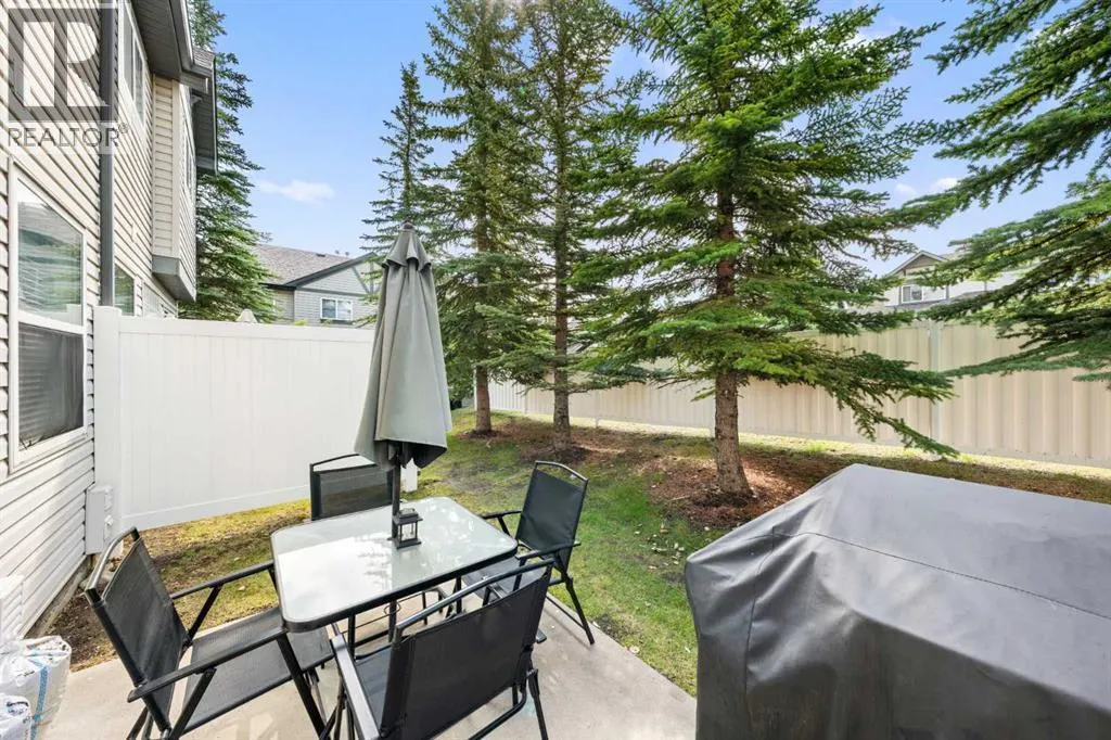 82 Everstone Place SW