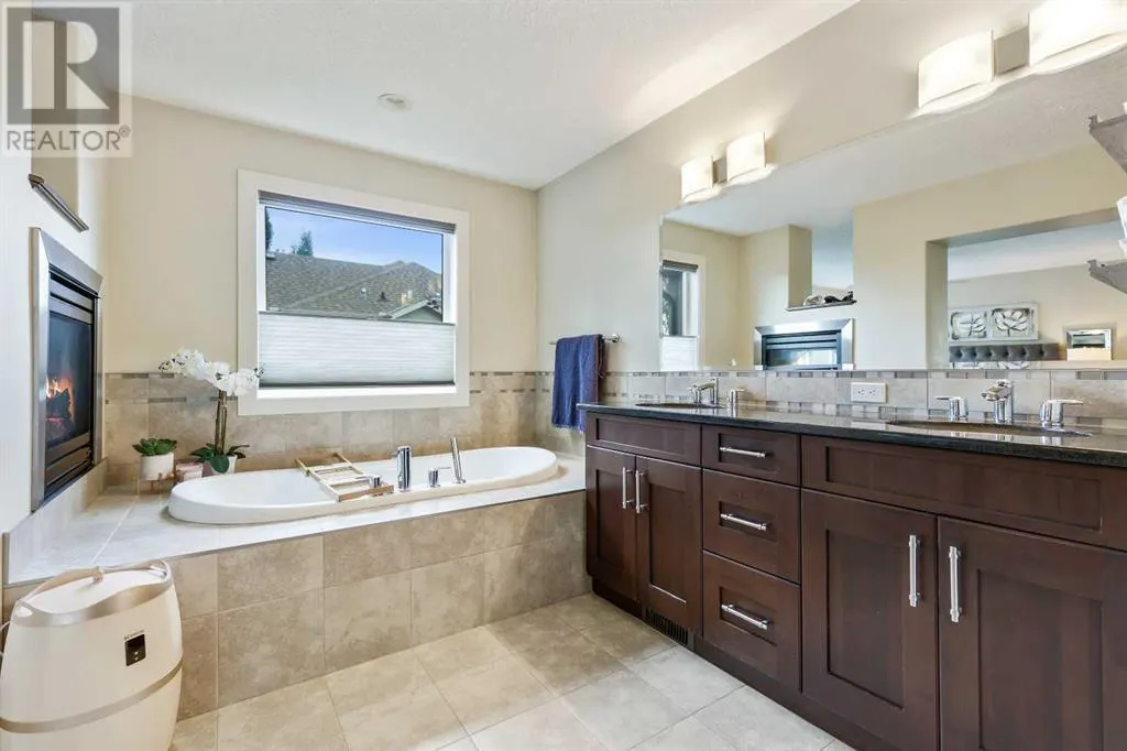 4 Auburn Sound Court SE