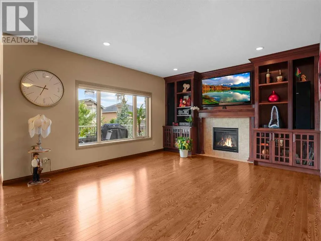 248 ASPENMERE Close