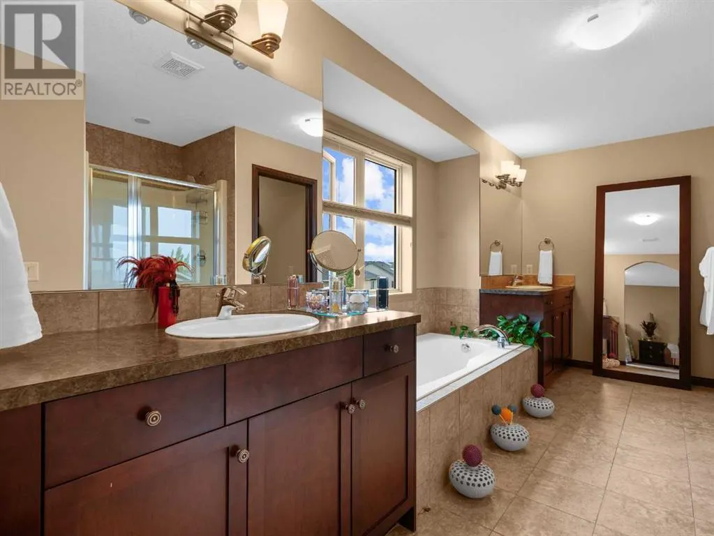 248 ASPENMERE Close