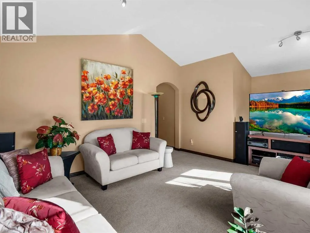 248 ASPENMERE Close