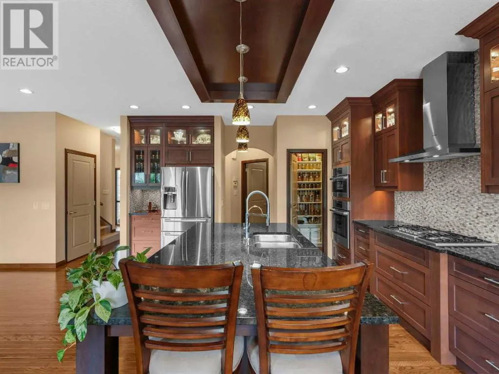 248 ASPENMERE Close