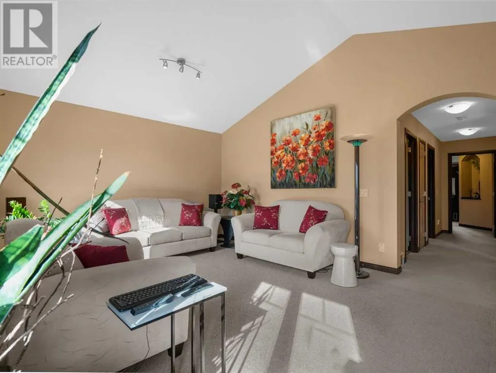 248 ASPENMERE Close