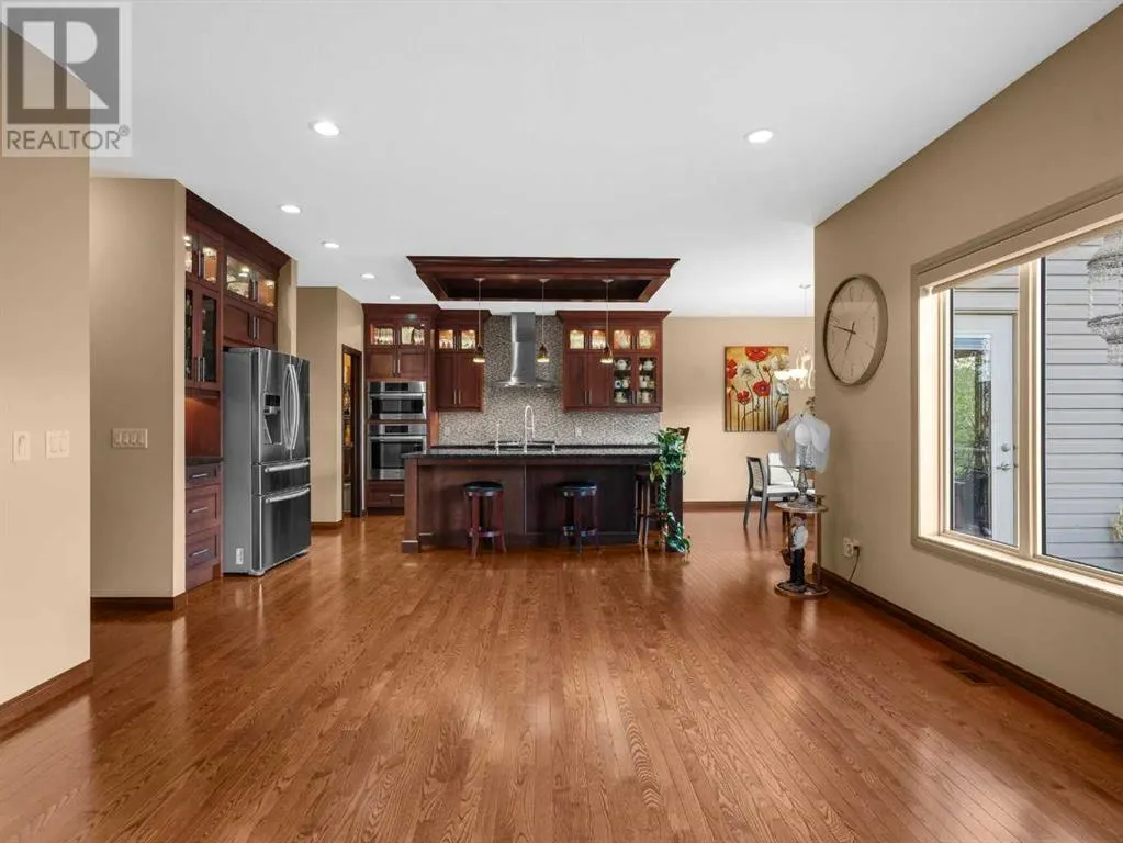 248 ASPENMERE Close