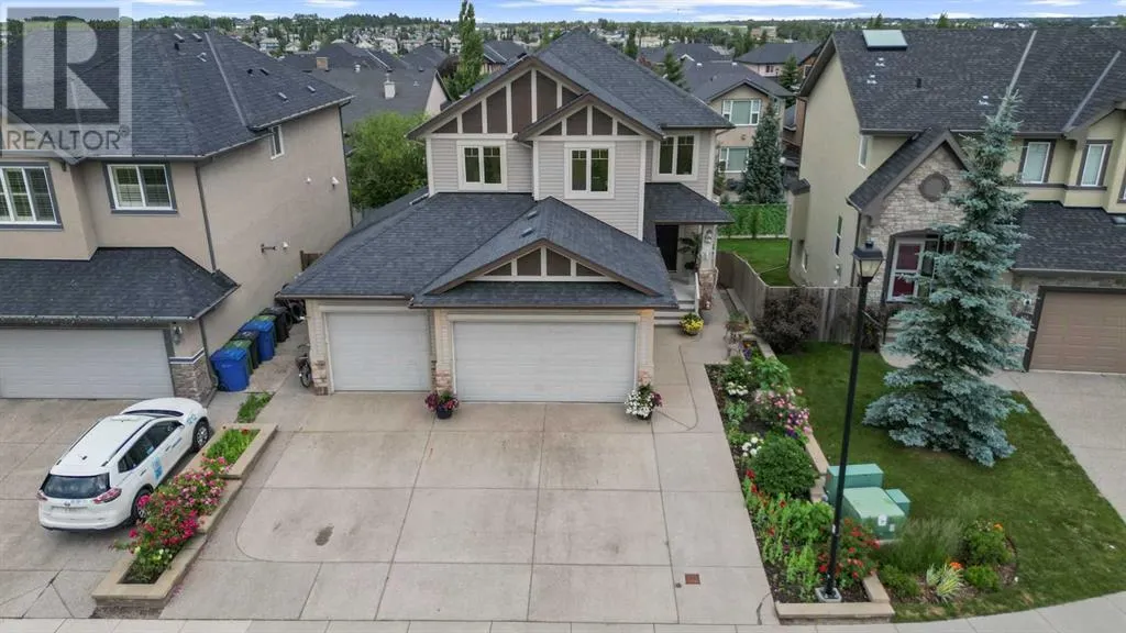 248 ASPENMERE Close