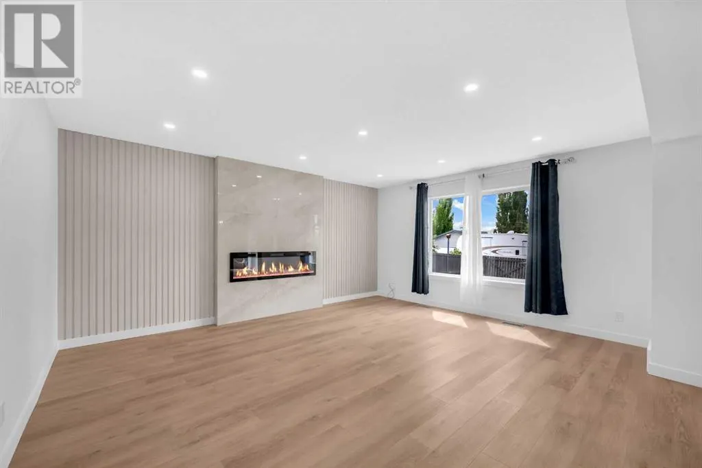 126 Oakmere Point