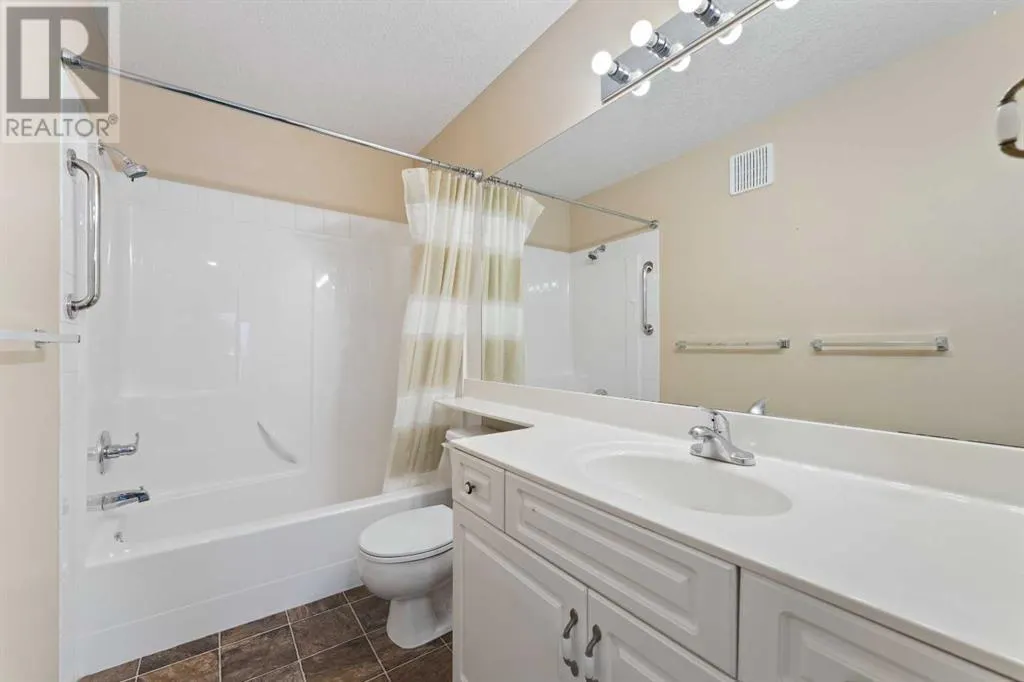 2126, 1818 Simcoe Boulevard SW