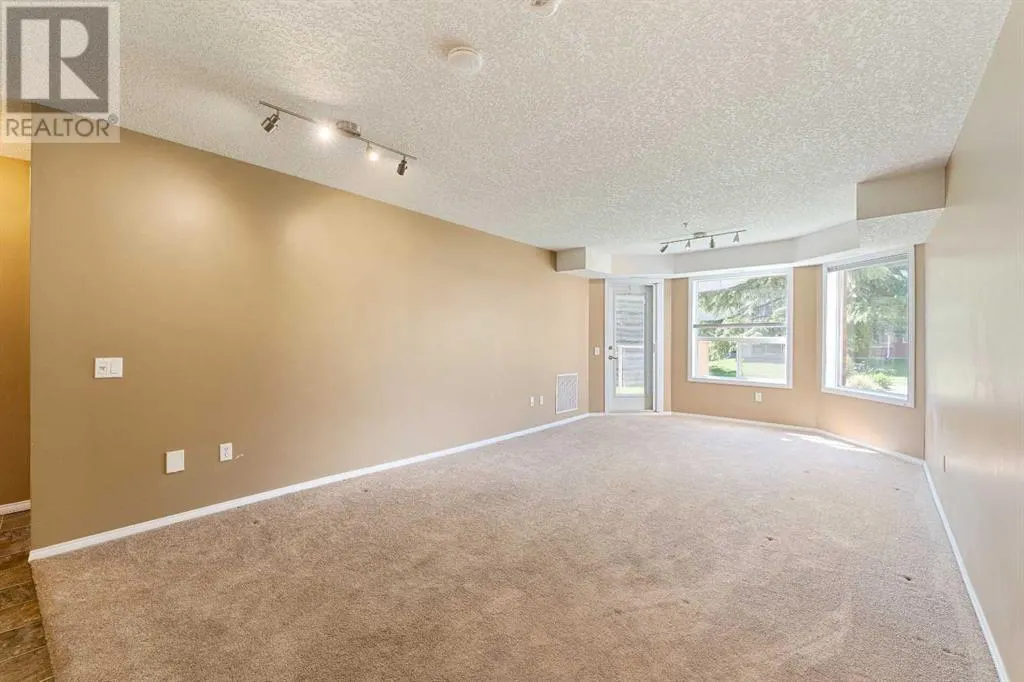 2126, 1818 Simcoe Boulevard SW