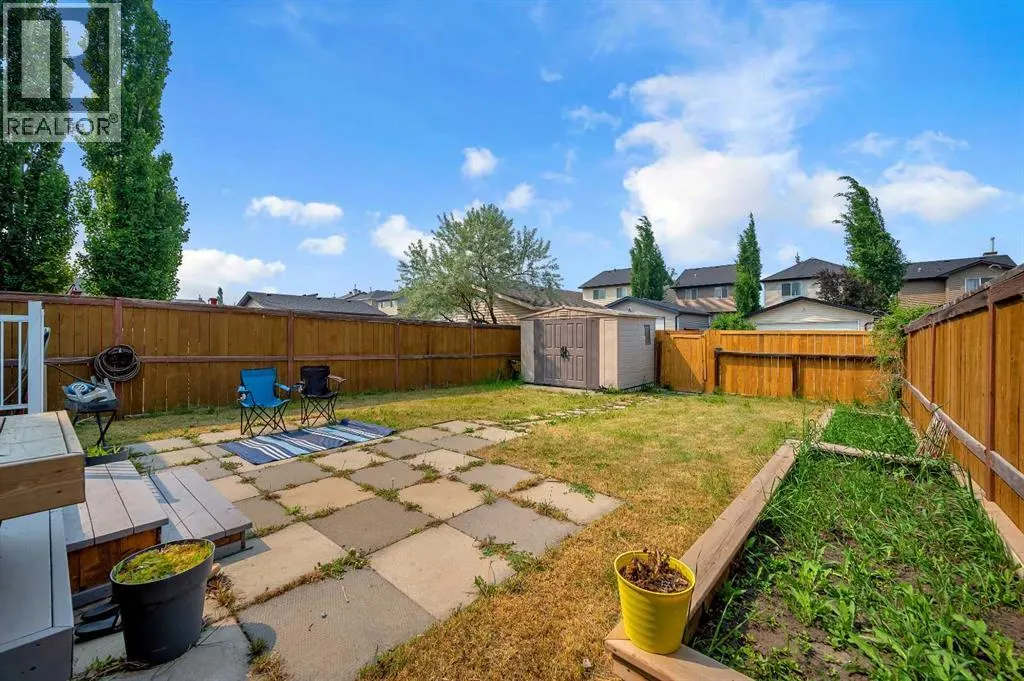 147 Silverado Plains Close SW