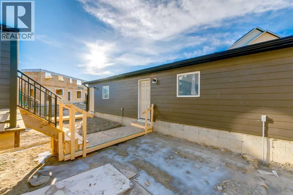 207 South Shore Court