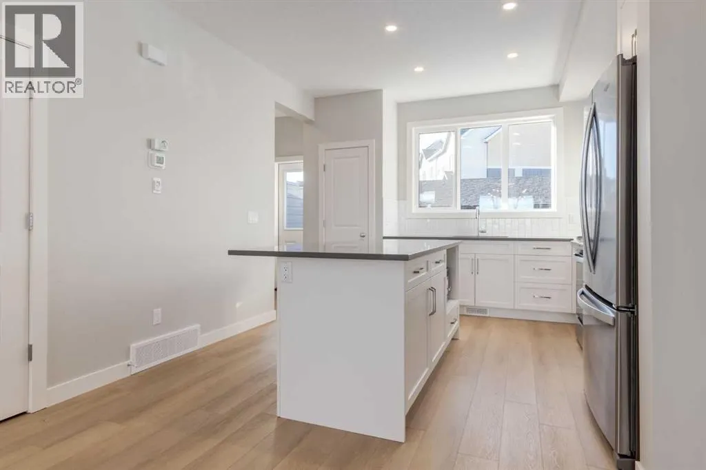 207 South Shore Court