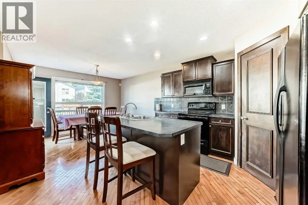 79 Everstone Drive SW