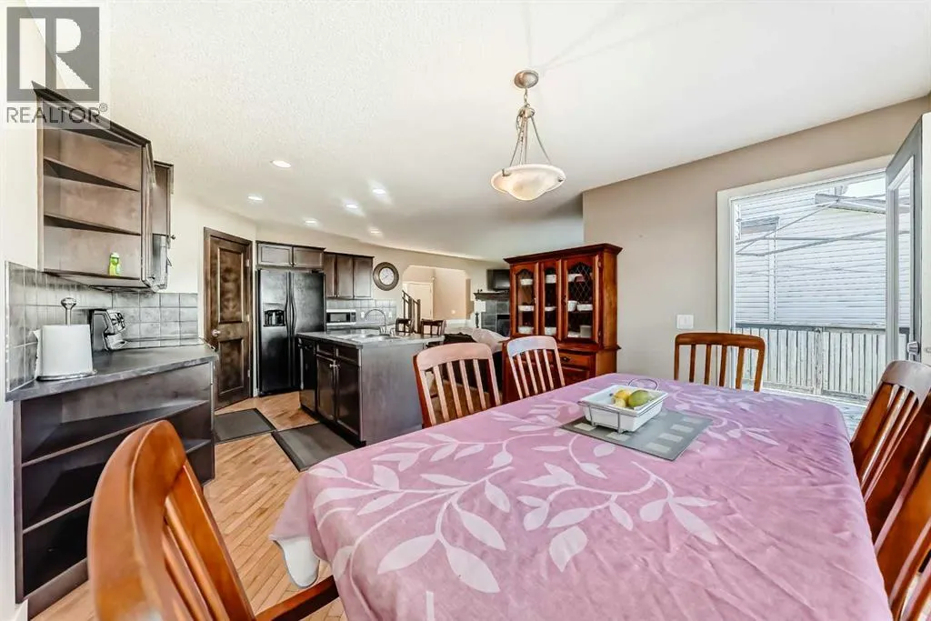 79 Everstone Drive SW