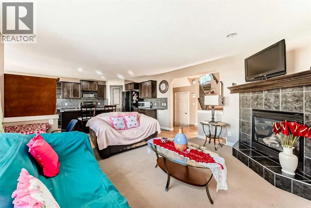 79 Everstone Drive SW