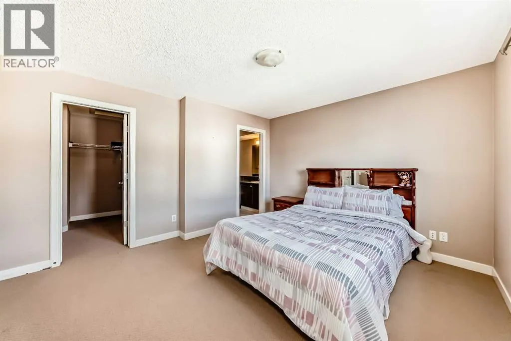 79 Everstone Drive SW
