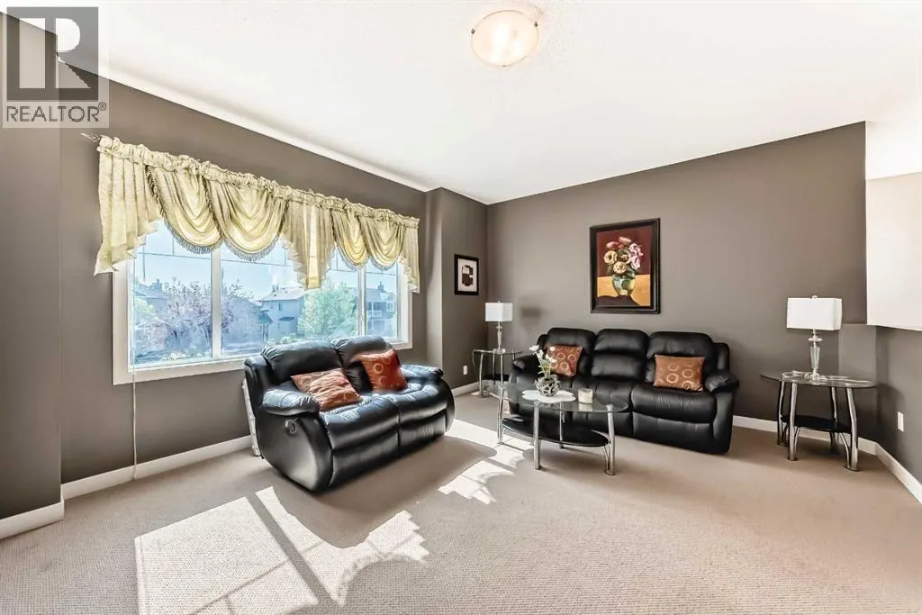 79 Everstone Drive SW
