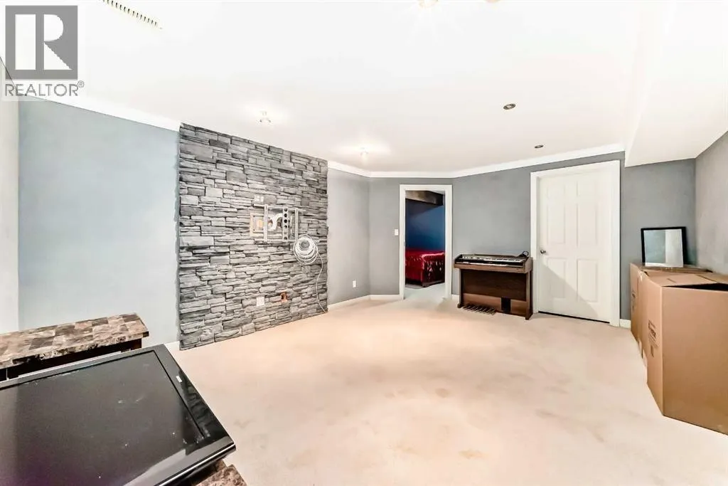 79 Everstone Drive SW