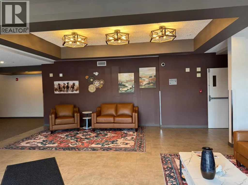 225, 207 Sunset Drive