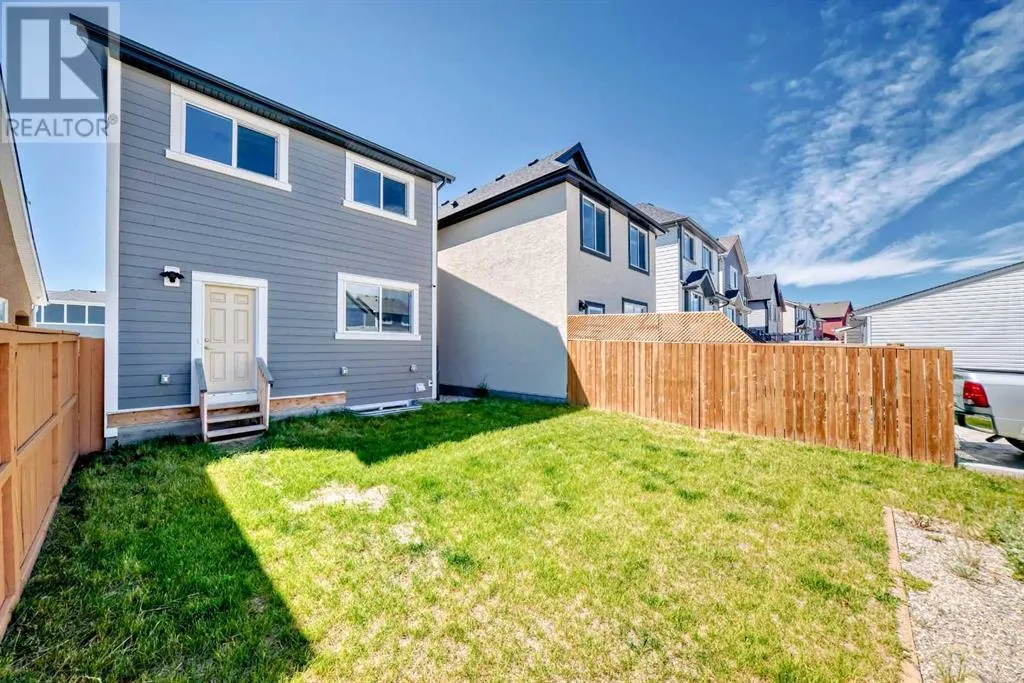 80 Magnolia Way SE