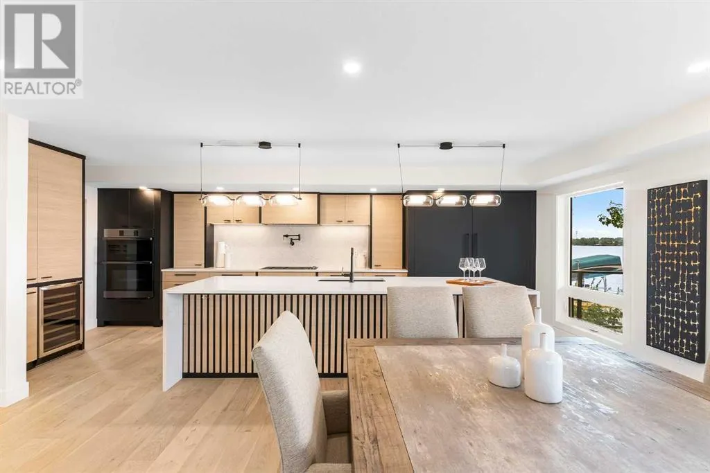 476 WEST CHESTERMERE Drive