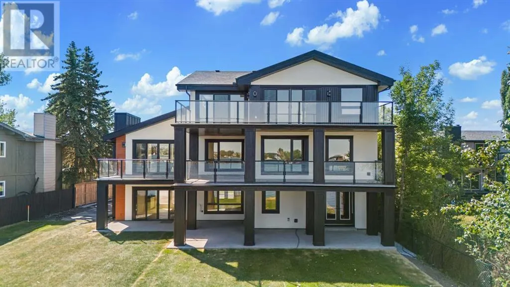 476 WEST CHESTERMERE Drive