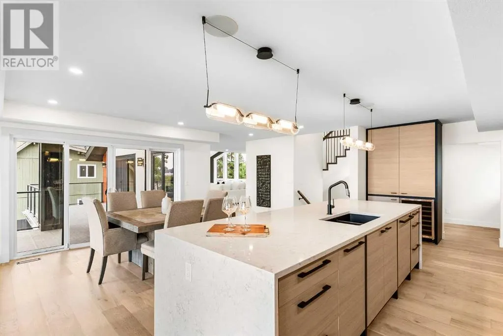 476 WEST CHESTERMERE Drive